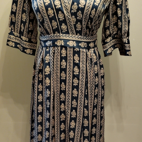 Sandro Enrika graphic-print Navy Blue Wrap Dress - Picture 3 of 11